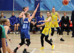 Победа на классе: ставропольские баскетболистки дома повторно уступили лидерам чемпионата из Курска