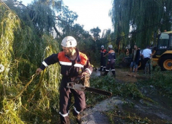 Град и ураган оставили без света более 17 тысяч человек на Ставрополье