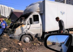 «Салон выгорел полностью»:  очевидцы о возгорании "Газели" в Ставрополе