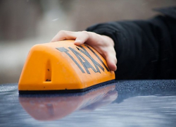 Ставропольского таксиста поймали на краже