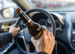 Пьяный водитель пытался убежать от сотрудников ГИБДД в Ставрополе