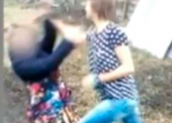 Драка школьниц на Ставрополье попала в сеть