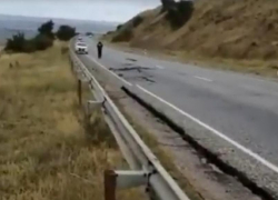 «Поплывший» грунт вывел из строя участок объездной дороги в Петровском округе