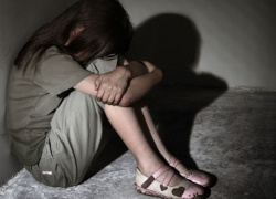 Мужчина изнасиловал 10-летнюю дочь своего знакомого на Ставрополье