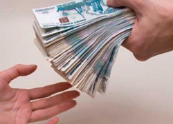 Почти миллион рублей за решение проблем отца ставрополец отдал своему другу