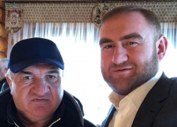 Отец и сын Арашуковы оставлены под стражей до конца июля