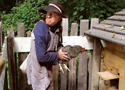 Пять куриц и мотоблок стали добычей незадачливого вора на Ставрополье