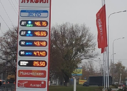 На подорожание на 2 рубля за месяц дизельного топлива пожаловался ставропольский водитель 
