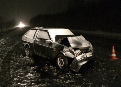 Водитель «девятки» попал в реанимацию после жесткого ДТП с «восьмеркой» под Пятигорском 