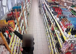 Алкогольный вор-рецидивист украл 5 бутылок виски на Ставрополье