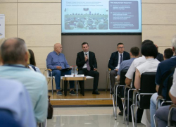 Депутат Госдумы от «Новых людей» Александр Демин обсудил поддержку бизнеса со ставропольскими предпринимателями