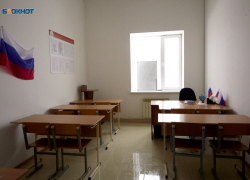 Из-за ураганного ветра в Ставрополе занятия для школьников перевели на дистанционное обучение 