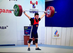 Ставропольские силачи на сыктывкарском помосте остановились рядом с пьедесталом 