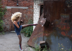 Кавалеры устроили дуэль за «даму сердца», предварительно заперев ее в гараже на Ставрополье