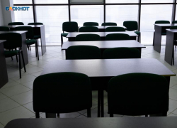 Из-за коммунальной аварии с водой школы КМВ массово уходят на дистанционку