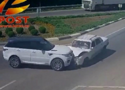 "Волга всмятку, а у "Рэйнджа" даже бампер не слетел", - ставропольчане о последствиях ДТП под Пятигорском