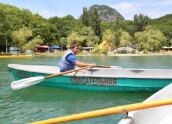 На Ставрополье при загадочных обстоятельствах утонул мужчина на одной из баз отдыха