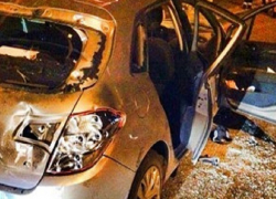 Разъяренный мужчина избил автомобиль своего обидчика на 140 тысяч рублей ремонта в Ставропольском крае