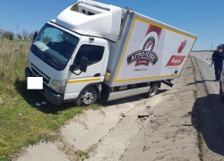 Водителю переломал ноги покатившийся во время ремонта грузовик под Ставрополем 