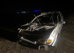Два человека погибли после столкновения ВАЗа с лошадью и автобусом на Ставрополье