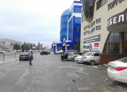 Четыре автомобиля столкнулись на парковке в Пятигорске