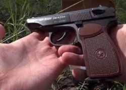 На Ставрополье адвокат хранил у себя дома незаконный пистолет и боеприпасы