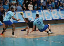 В Санкт-Петербурге — минус 10: гандболисты ставропольского «Виктора» потерпели фиаско на выезде