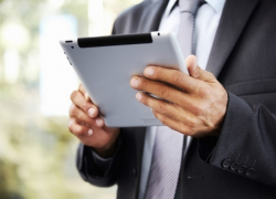 У пятигорчанина приезжий отнял на улице планшет