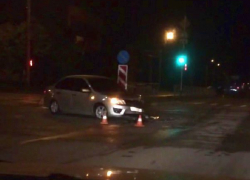 Жесткое ночное ДТП с раскуроченной "Ладой-Приорой" в Ставрополе попало на видео