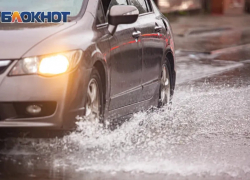 Ставрополь поплыл: вечерний дождь подарил городу 10 баллов по пробочной шкале