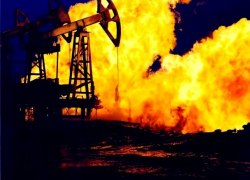 Один человек погиб и еще двое попали в больницу после пожара на нефтяной скважине на Ставрополье