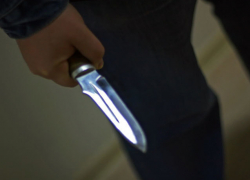 На Ставрополье на девушку напал грабитель с ножом