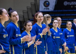 Прервали черную серию: ставропольские баскетболистки дома одолели соперниц из Екатеринбурга  