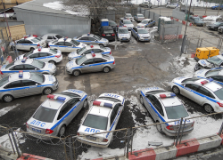 Инспектора ДПС из Минвод поймали на взятке