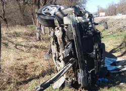 Неопытная автоледи перевернула машину в Минеральных водах