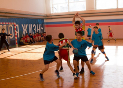 Сразу две команды Ставрополя пробились в финал юношеского первенства России по гандболу