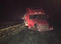 На Ставрополье столкнулись "Опель" и тягач: погиб водитель легковой 