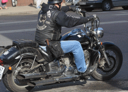 Байкер отсудил у администрации 77 тысяч рублей