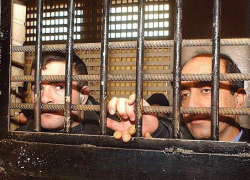 Полицейский-взяточник получил срок из-за неоплаченного штрафа