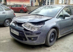 Неизвестный автовладелец разбил автомобиль популярной пятигорской певицы