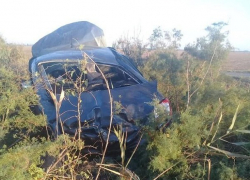 Два человека погибли в серьезном ДТП с перевернутой «Грантой» на Ставрополье 