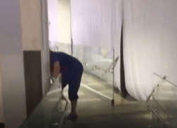 Потоп в торговом центре «Космос» в Ставрополе попал на видео