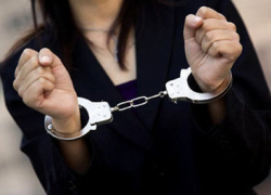 Женщина пыталась пронести в колонию наркотики в интимном месте