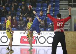 Уступили, но победили: гандболисты «Виктора» в Ставрополе добыли путевку в 1/4 финала Кубка ЕГФ