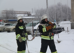 Склад с хлопком на 500 тысяч рублей загорелся на Ставрополье