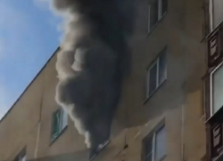 Игравший со спичками мальчик сжег чужую квартиру в Ставрополе, - очевидцы