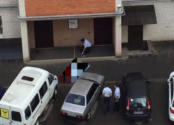 В Ставрополе мужчина выпал из окна многоэтажного дома