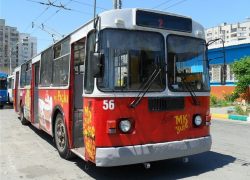 В Ставрополе загорелся троллейбус с пассажирами внутри