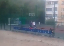 Футбольные ворота на площадке рухнули на ребенка в Кисловодске 