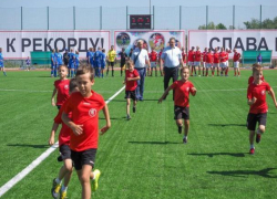 В Будённовске открыли новый крупный стадион